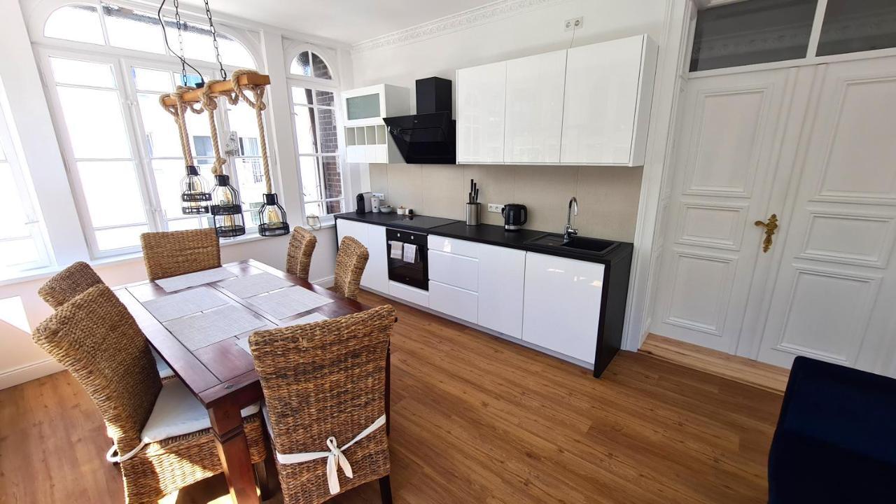 Bajkowy Dom - Apartament Sienkiewicza 5M3 Świnoujście Exterior foto
